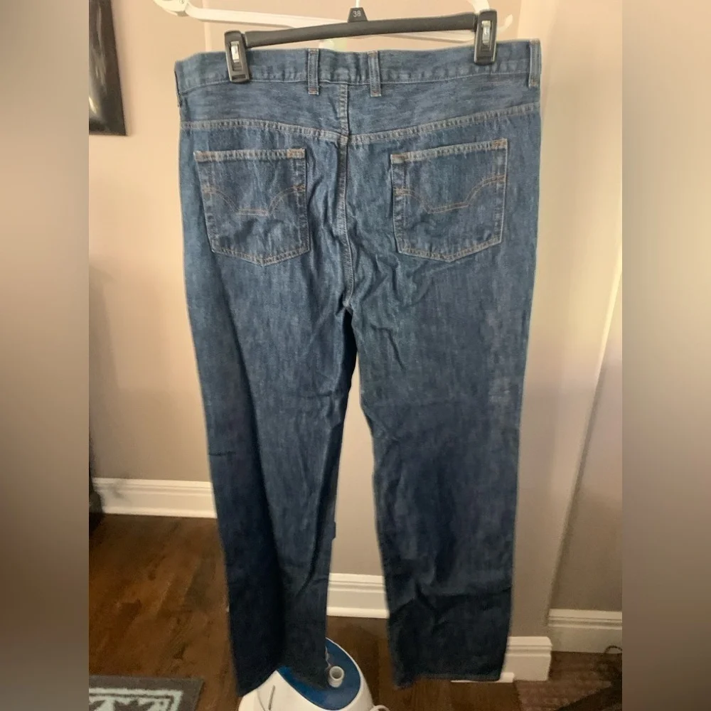 Men’s Chaps Jeans, 38”x32” - Picture 2 of 3